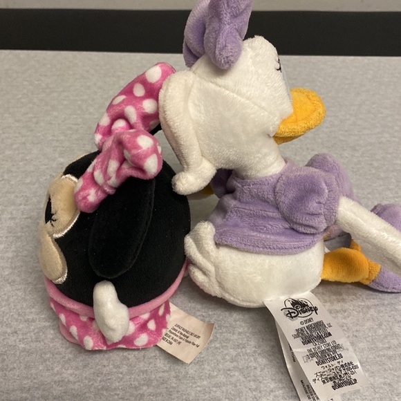 Preloved daisy and Minnie stuffed animals - Picture 6 of 8